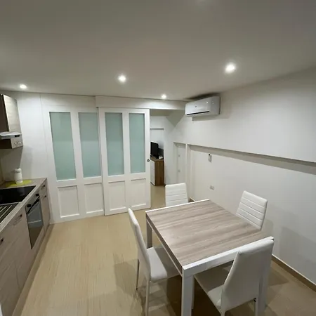 アパート Monolocale 